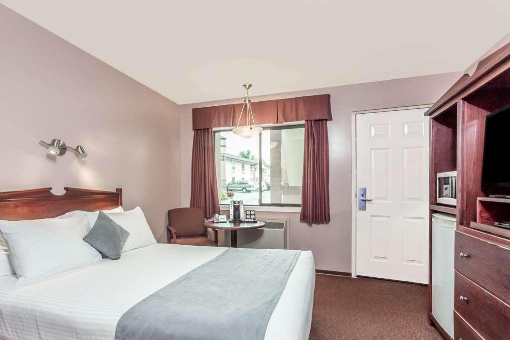 Super 8 By Wyndham Country/winfield Area Hotel Winfield